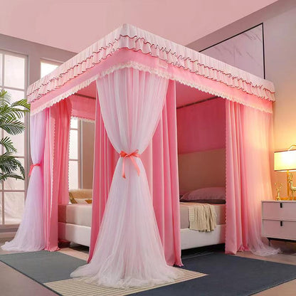 Pillar Palace Mosquito net