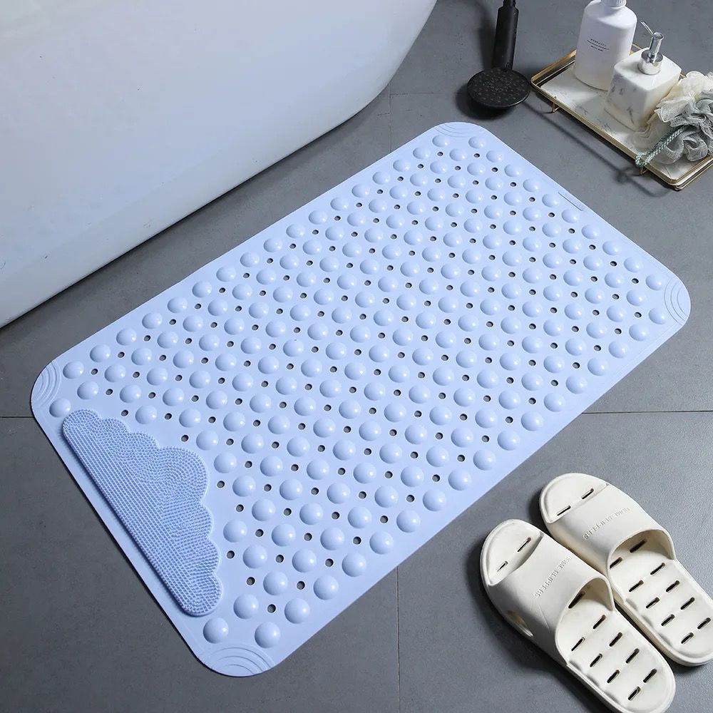 Large bathroom mat with scrubber