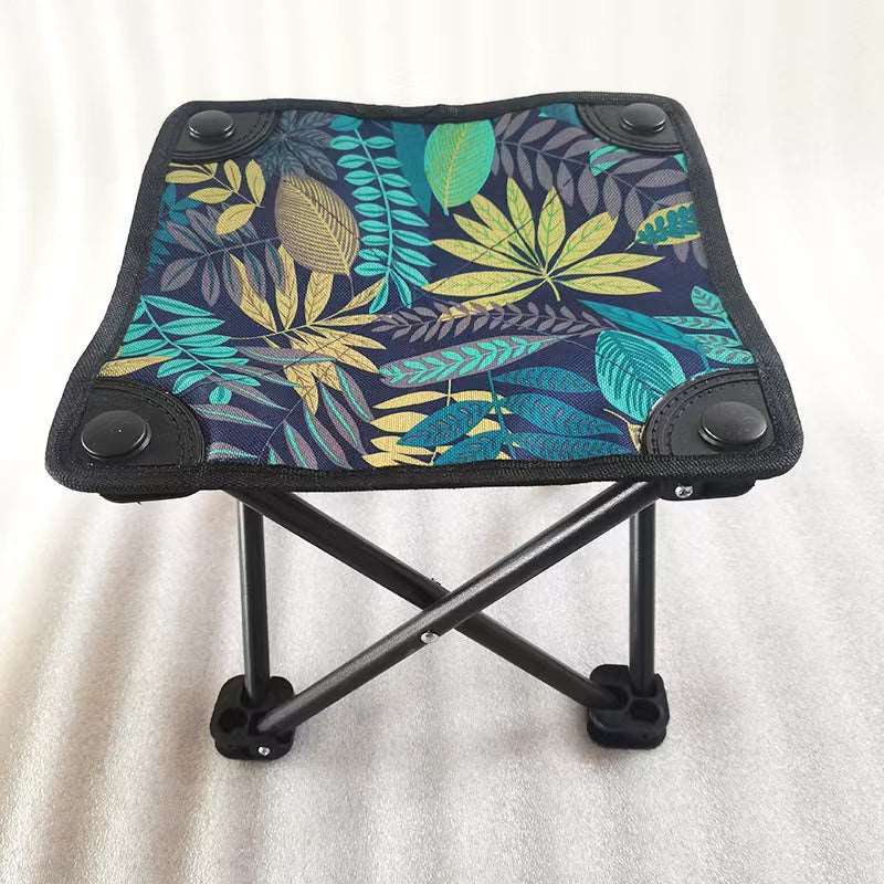 Foldable metallic frame Stool