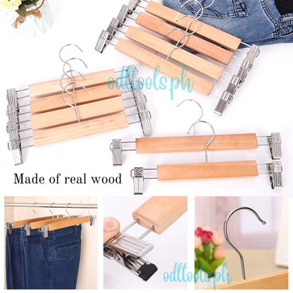 Wooden hangers(6 pcs)