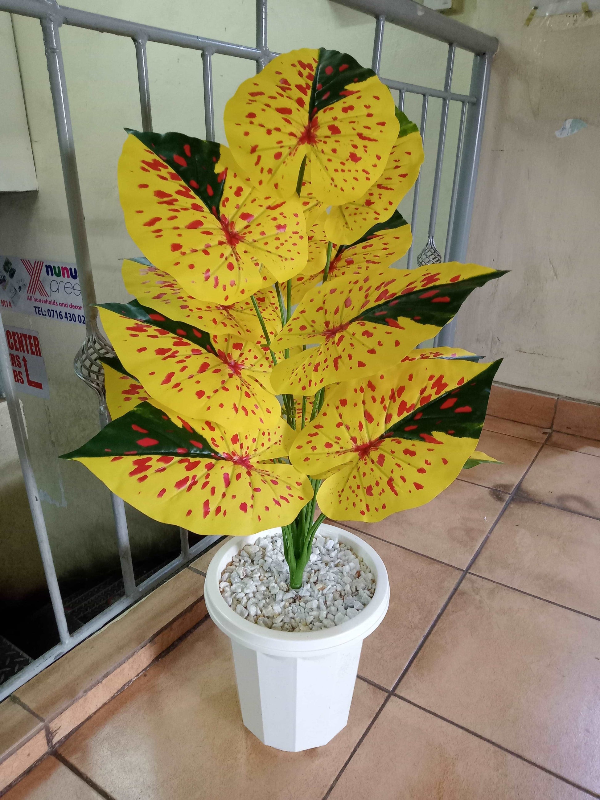 Artificial decor flower