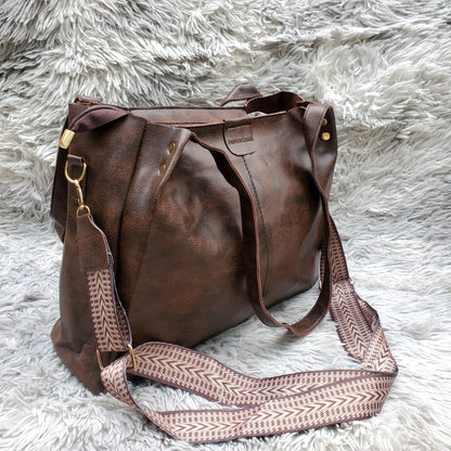 Retro style bucket bag