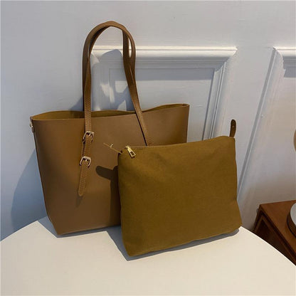 Minimalist tote with inside pouch