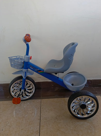 Kids tricycle