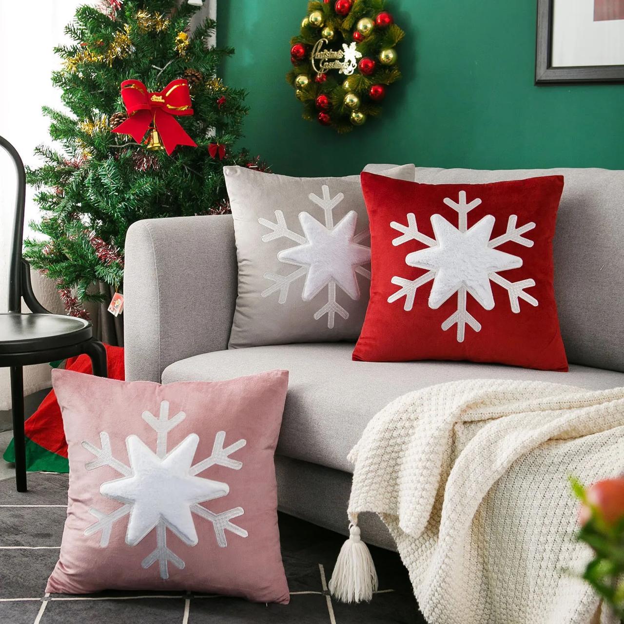 Velvet Christmas Cushion cover (1 pc)