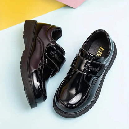 Black Oxford leather shoes