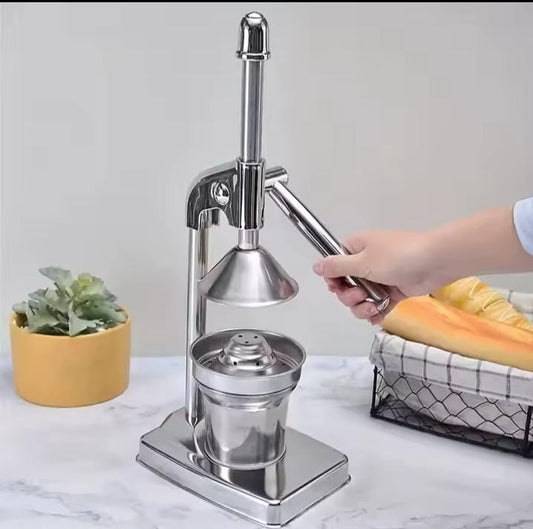 MANUAL HAND PRESS JUICER