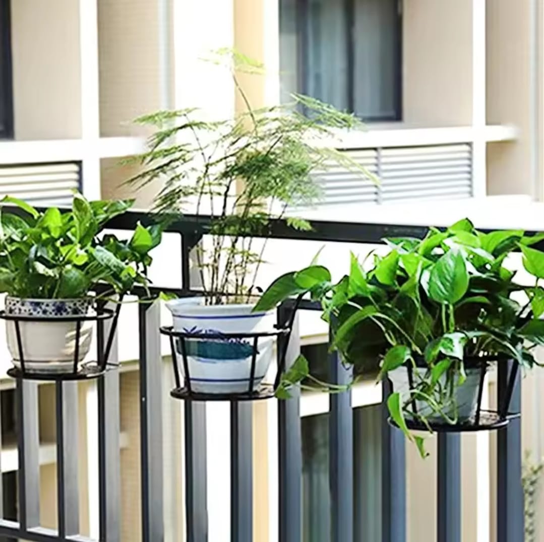 Metallic balcony flower pot holder(3 pcs)