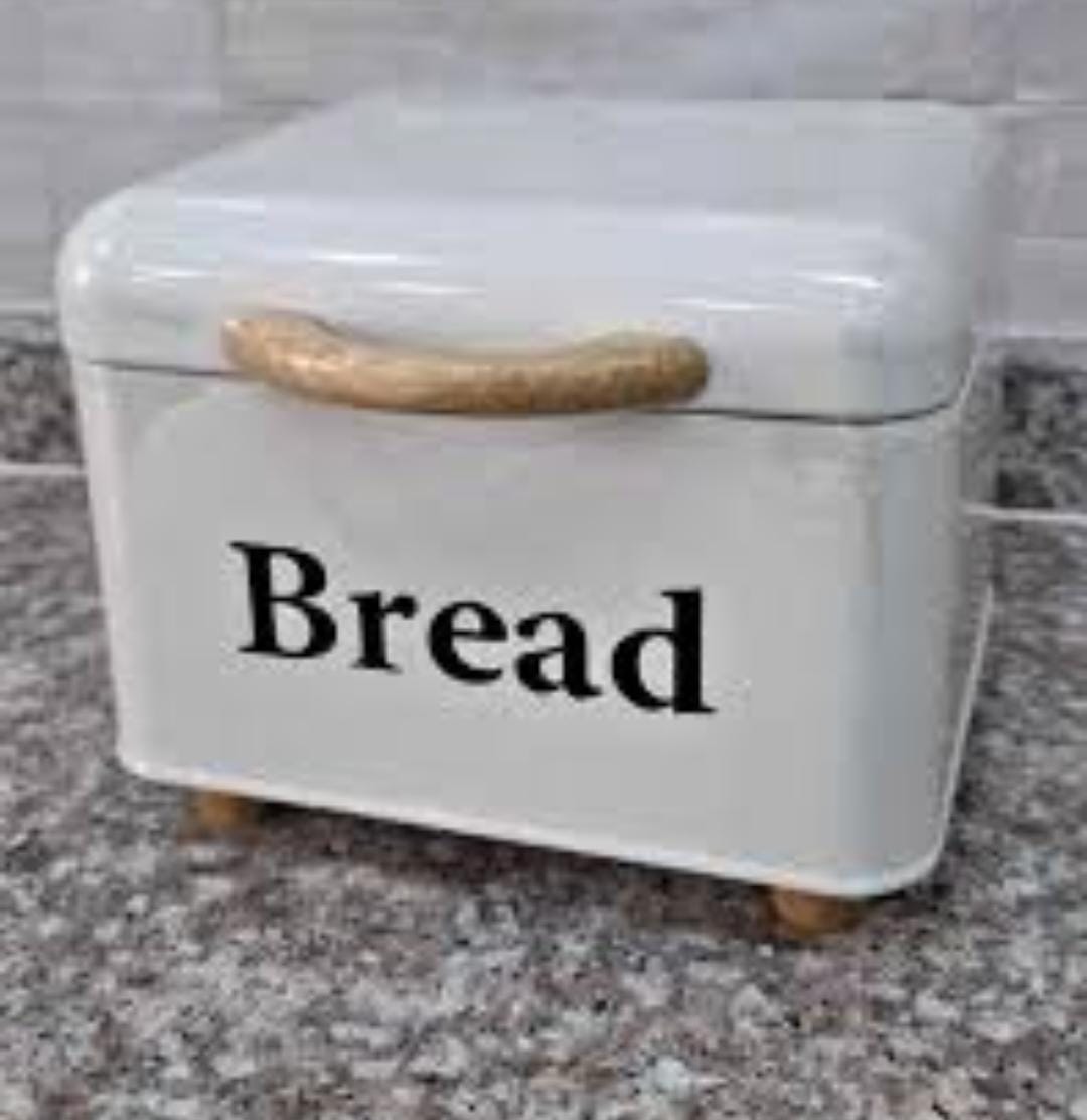 2.5L Hinged Bread bin