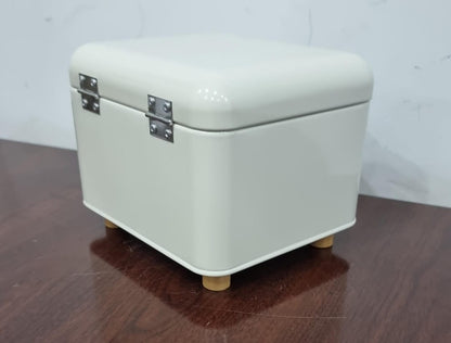 2.5L Hinged Bread bin