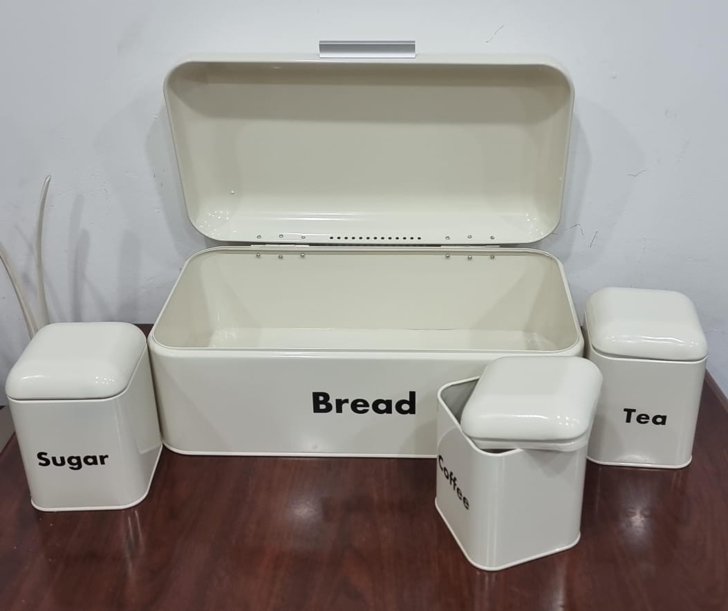 Hinged Bread bin 9L with 3 canisters