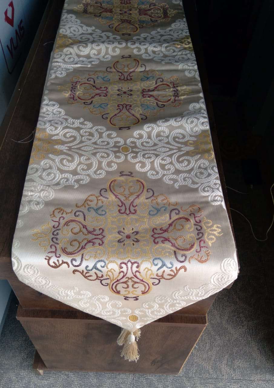 210cm table runner - MASTER SUPPLIES