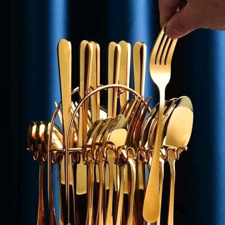 24pcs cutlery gold set - MASTER SUPPLIES