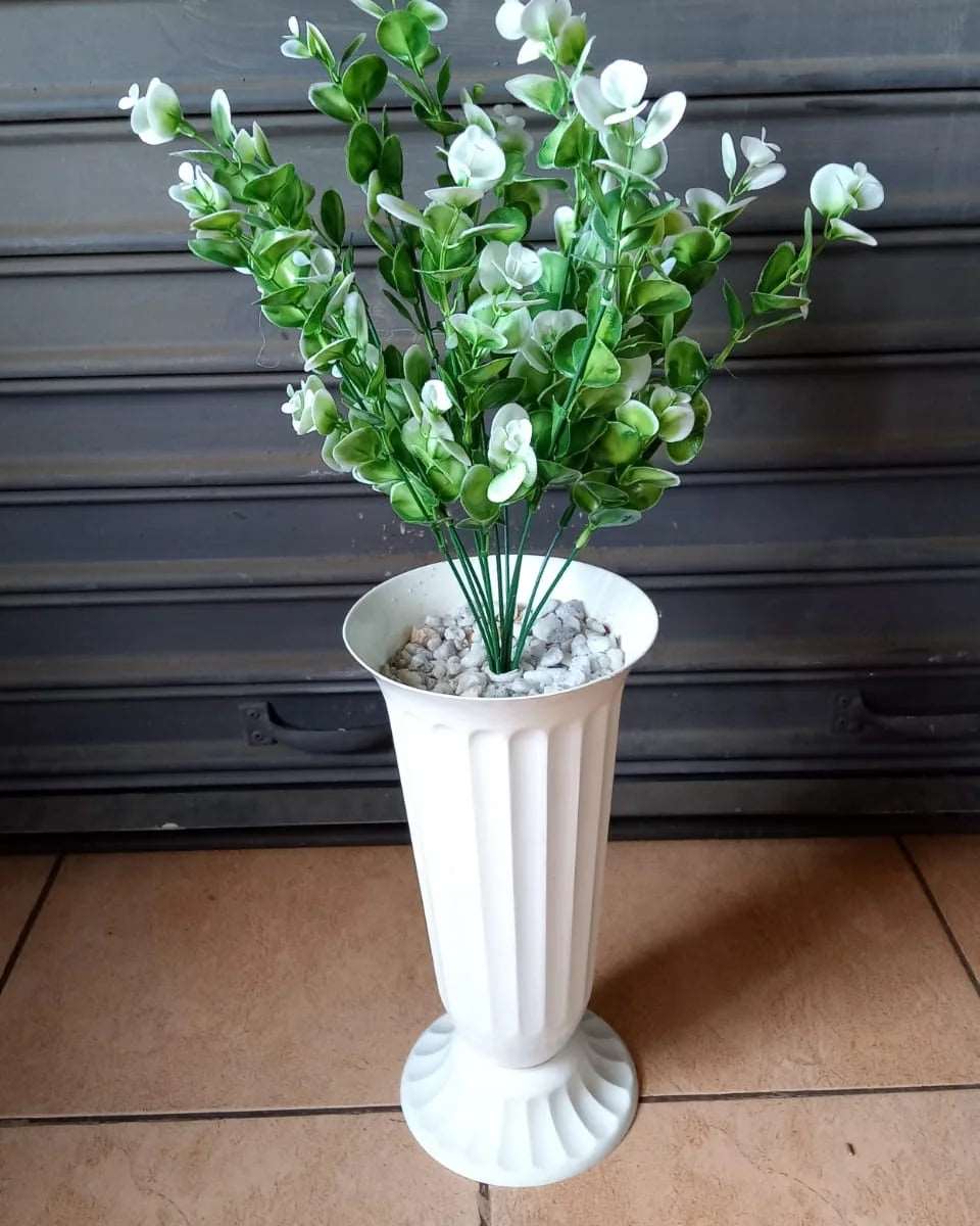 80cm plant with Vase - MASTER SUPPLIES