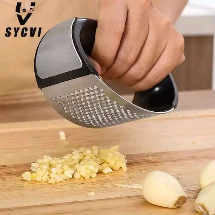 Garlic press - MASTER SUPPLIES